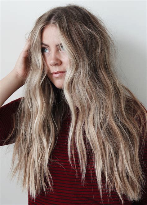 balayage highlights on blonde hair 2