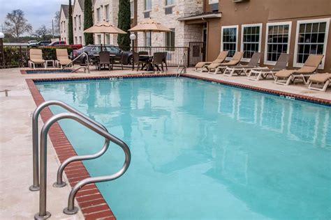 Comfort Suites New Braunfels, TX - See Discounts