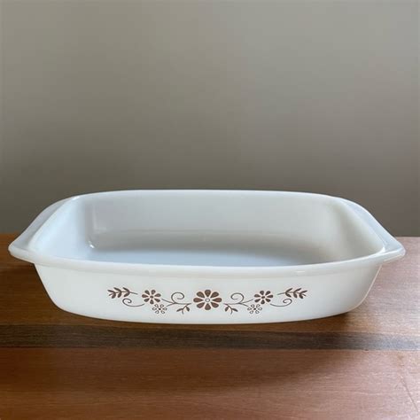 Dynaware Kitchen Vintage S Dynaware Pyrorey Casserole Dish Brown