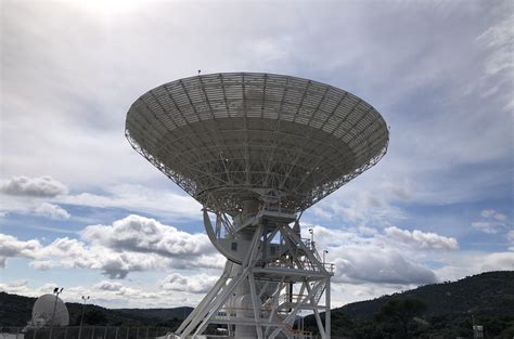 La NASA añade una nueva antena parabólica gigante para comunicarse con