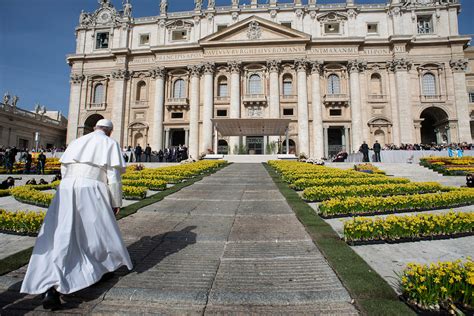 Letter Signed By More Than 1 500 Accuses Pope Francis Of The Canonical