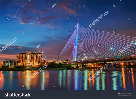 5,337 Malaysia Putrajaya Bridge Images, Stock Photos & Vectors ...