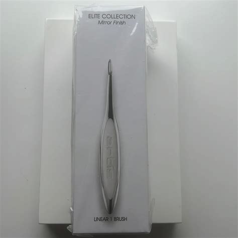 Artis Makeup Artis Elite Collection Linear Brush Mirror Finish