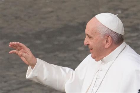 Papa Francesco Ricoverato Al Policlinico Gemelli Per Un Intervento