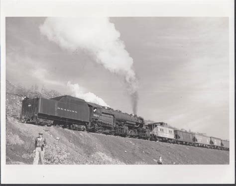 Reading Rr Photo Class N1 2 8 8 2 Steam Locomotive 1824 Freight Pusher