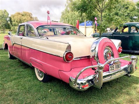 Mid 50s Ford With Continental Kit And Lots Of Chrome Ford Classic Cars American Classic