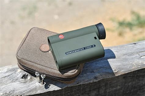 Rangefinder Binoculars - How Do They Work? - GigOptix