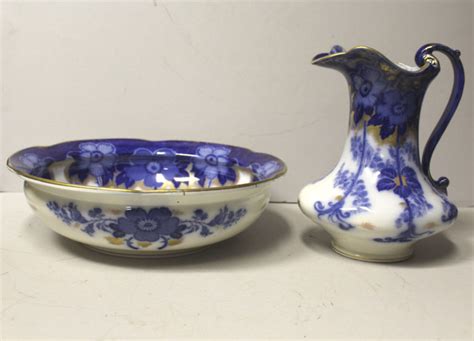 Bargain John S Antiques Antique Flow Blue Pitcher And Bowl Set