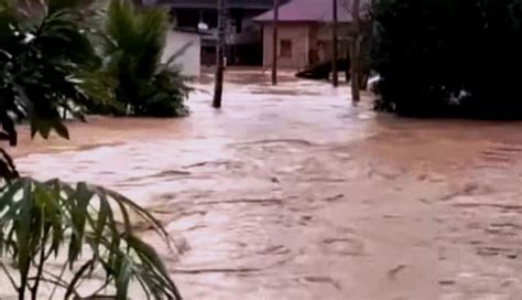 Banjir Bandang Di Sarolangun Rendam Hingga 53 Unit Rumah