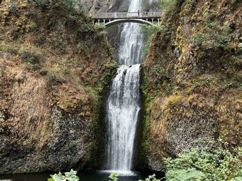 9 Breathtaking Columbia River Gorge Waterfalls