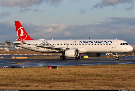 TC LSA Turkish Airlines Airbus A321 271NX Photo By Linus Wambach ID