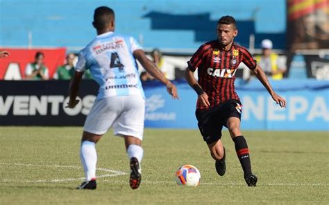 Jadson faz primeiro gol pelo Furacão e destaca importância de Paulo Autuori