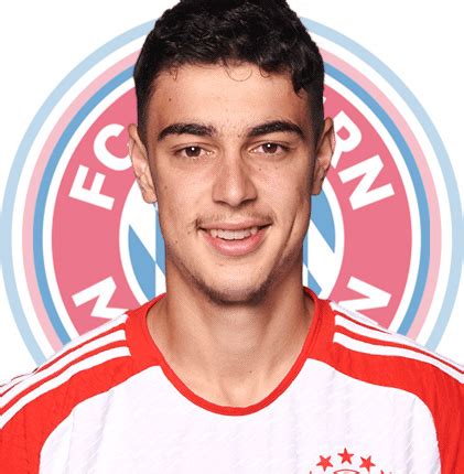 Aleksandar Pavlović: Spielerprofil FC Bayern München 2024/25 - alle ...