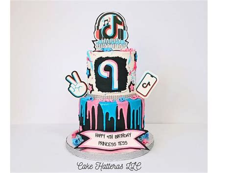 Tik Tok Themed Birthday Cake Decorated Cake By Donna Cakesdecor