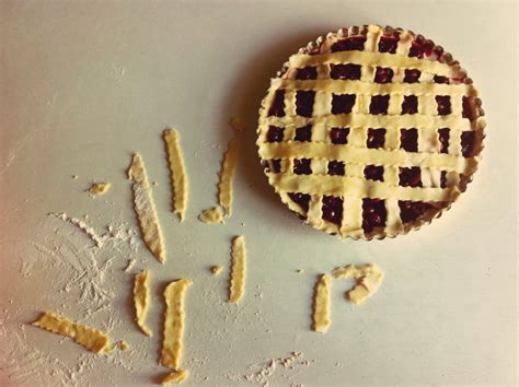 Twin Peaks Cherry Pie! - Films & Pies