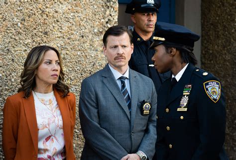 East New York On Cbs Cancelled Or Season Canceled Renewed Tv