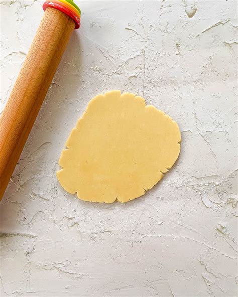 Easy Embossed Rolling Pin Shortbread Cookie Recipe Sweet Fix Baker