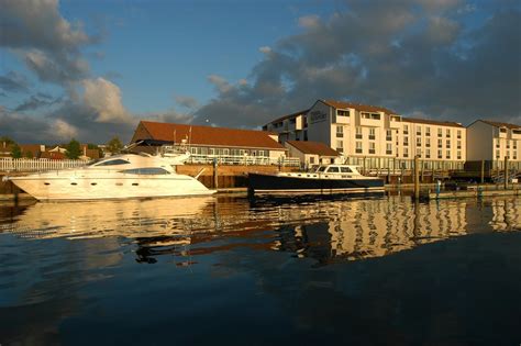 The Newport Harbor Hotel And Marina Newport Ri Jobs Hospitality Online