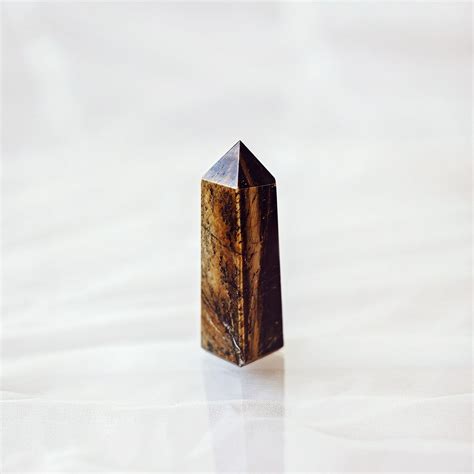 Tiger's Eye Crystal | Rituals by Tarot