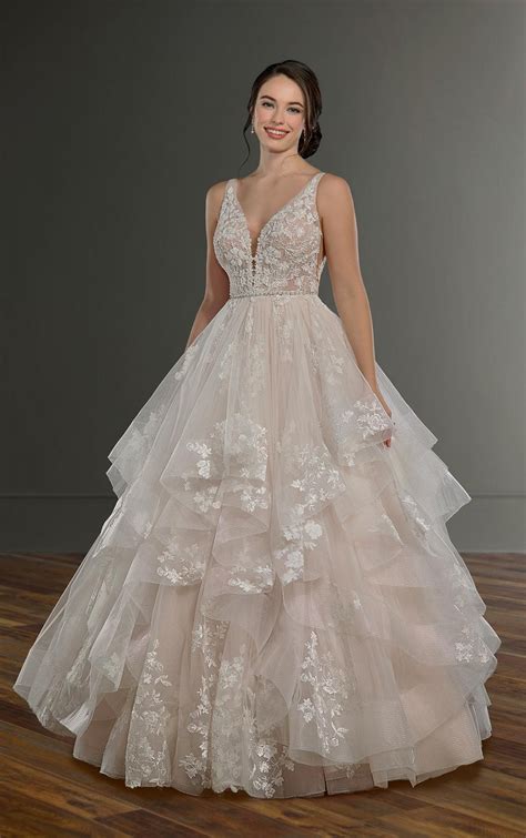 Sleeveless V Neck Ball Gown Wedding Dress With Layered Skirt Kleinfeld Bridal