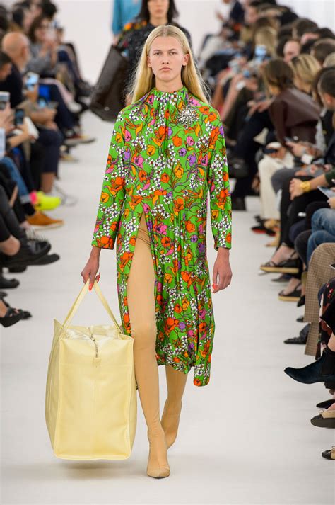 Balenciaga Woman Spring Summer 2017
