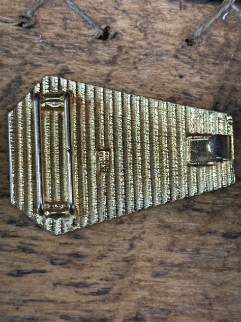 Vintage Designer Mimi Di N Gold Tone Belt Buckle Gem