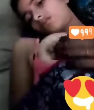 Virgin Dehati Village Girl Nude Show On Camera Show Gurl