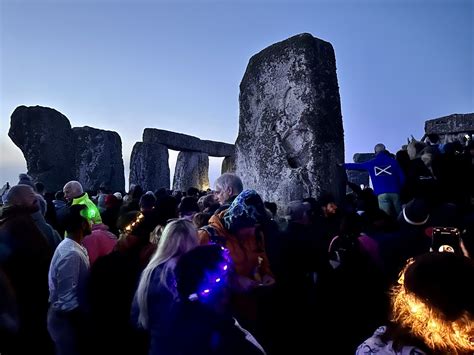 Celebrating The Summer Solstice at Stonehenge - The Stickered Suitcase