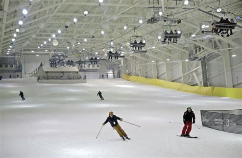 The Dystopian Experience of Skiing in New Jersey’s New American Dream Mall