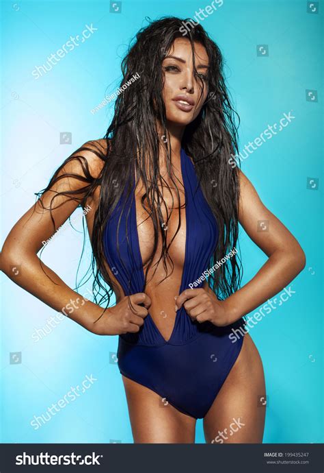 Sexy Slim Brunette Woman Posing Fashionable Stock Photo 199435247 Shutterstock