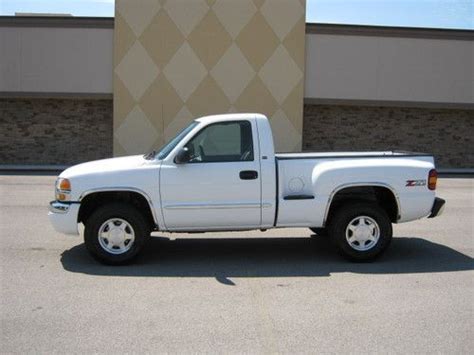 Find Used 04 GMC SIERRA 4X4 STEPSIDE SINGLE CAB In Mountain Home