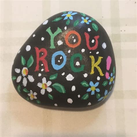 Pin By Sally Vittorio On Garden Favorites Painted Rocks Pebble