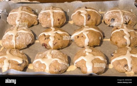 Home Made Hot Cross Buns Easter Cottage Style Cottage Core Stock Photo Alamy