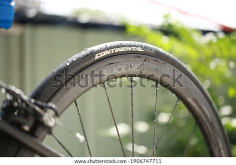 4 Lightweight Carbon Wheelset Images, Stock Photos, 3D objects ...