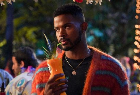 ‘grown Ish Recap — Season 4 Midseason Finale Zoey And Aaron Fight Tvline