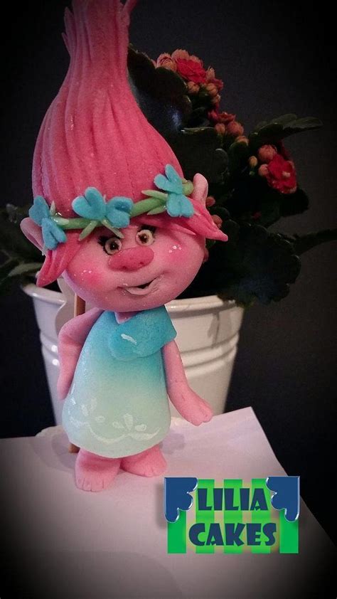 Poppy From Trolls Decorated Cake By Liliacakes Cakesdecor