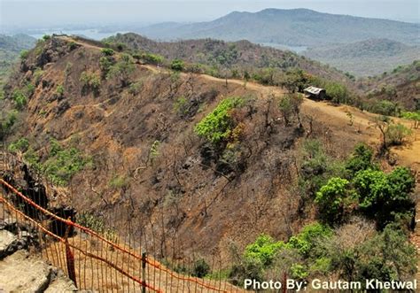 Treks around Thane and Mumbai: Mama Bhanja Hills, Thane West