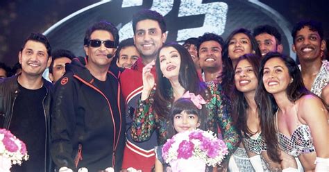 Video of Aaradhya Bachchan’s Dance Performance at the Shiamak Davar ...