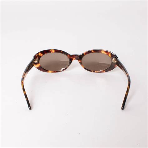 Gucci Vintage 90s Tortoise Shell Oval Sunglasses By Jess Hannah Basic