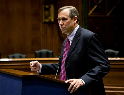 Merkley the First Senator to Back Marijuana Legalization | www.splicetoday.com