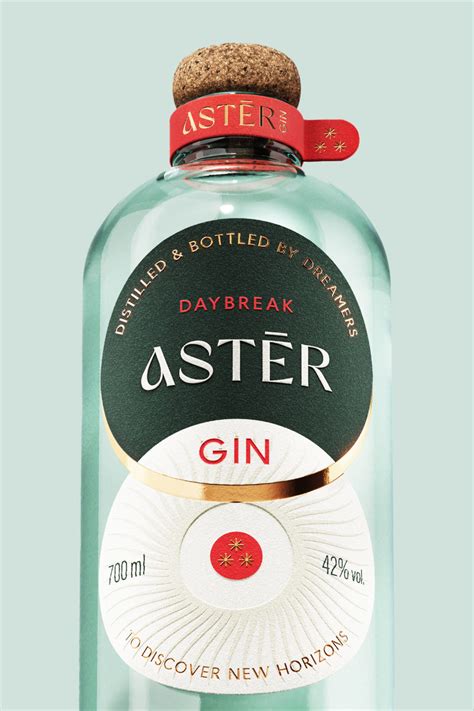 Aster Gin's Elegant Bottle Design for Liquor Enthusiasts