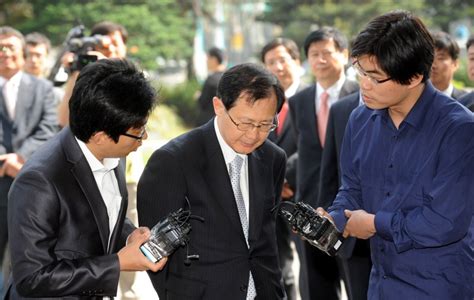 친족 계열사 신고 누락 박찬구 금호석화 회장 약식기소 파이낸셜뉴스