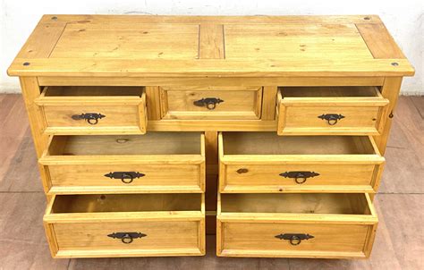 Lot Rustic Country Style Pinewood Triple Dresser