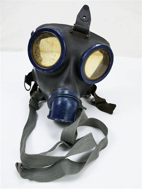 Wehrmacht Original Gasmaske GM 30 Filter FE41 In Gasmaskendose Mit