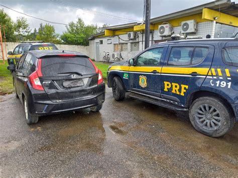 PRF recupera em Recife veículo roubado em Camaragibe Polícia