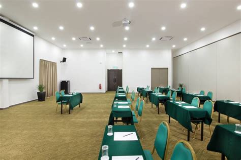 Resort Gallery ēRYAbySURIA Hot Spring Bentong