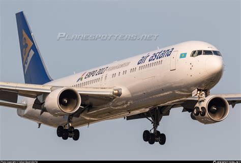 P4 KEA Air Astana Boeing 767 3KYER WL Photo By Fabian Bayersdorfer