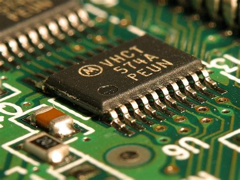 activist investor jonathan lennon states bullish case  magnachip