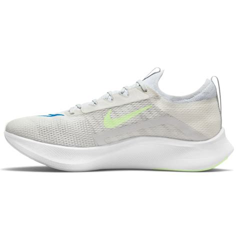 Zoom Fly 4