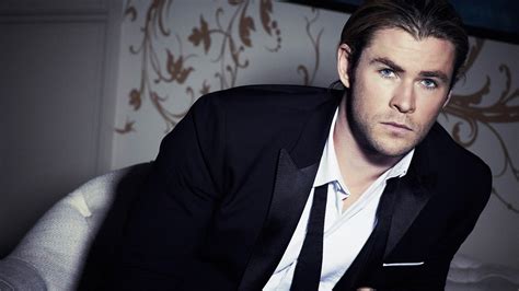 Chris Hemsworth Wallpapers 8 - Wallpics.Net